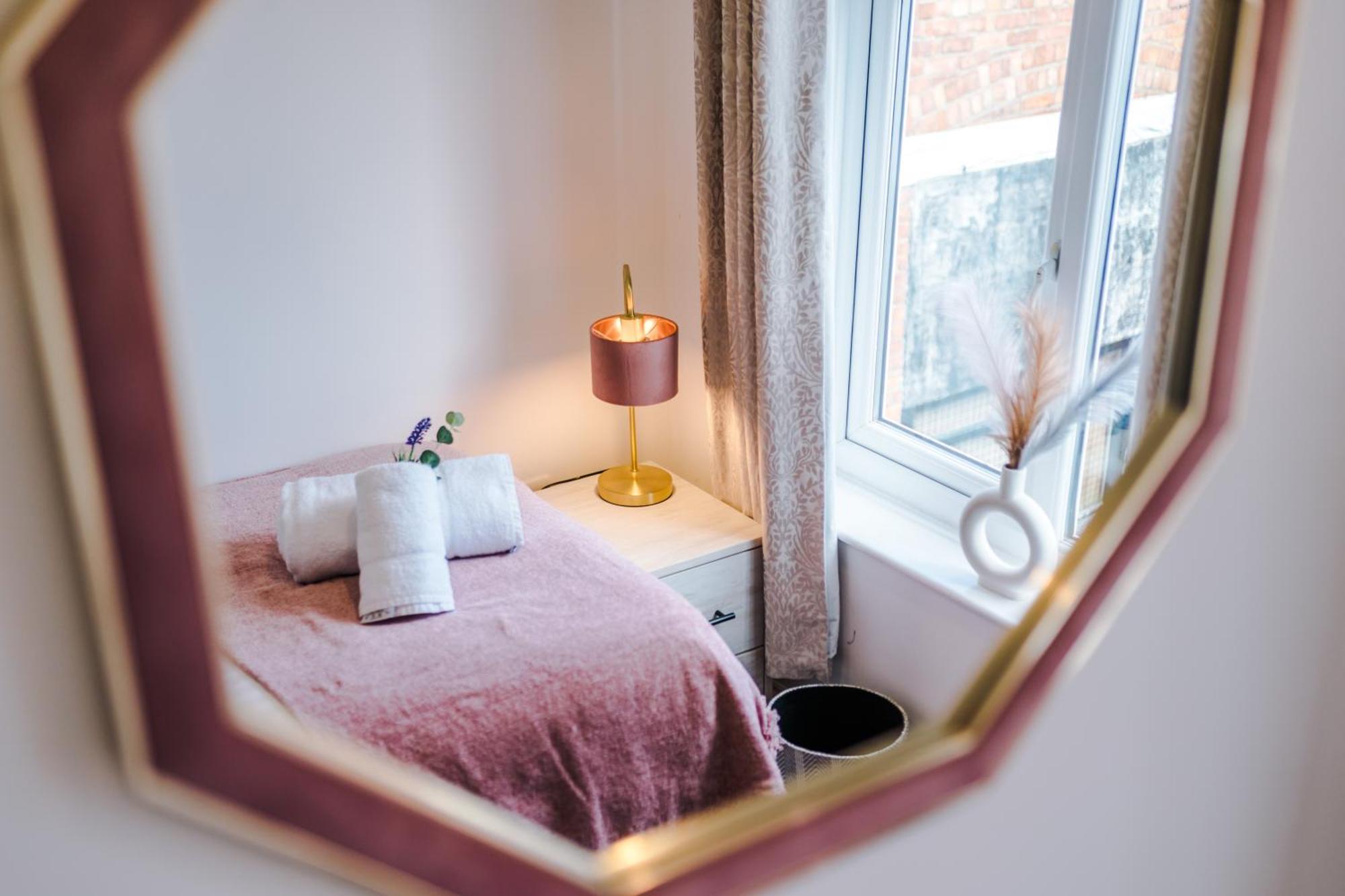 Spacious 3-Bed Home In Nantwich By 53 Degrees Property - Amazing Location, Ideal For Groups - Sleeps 6 Exteriér fotografie