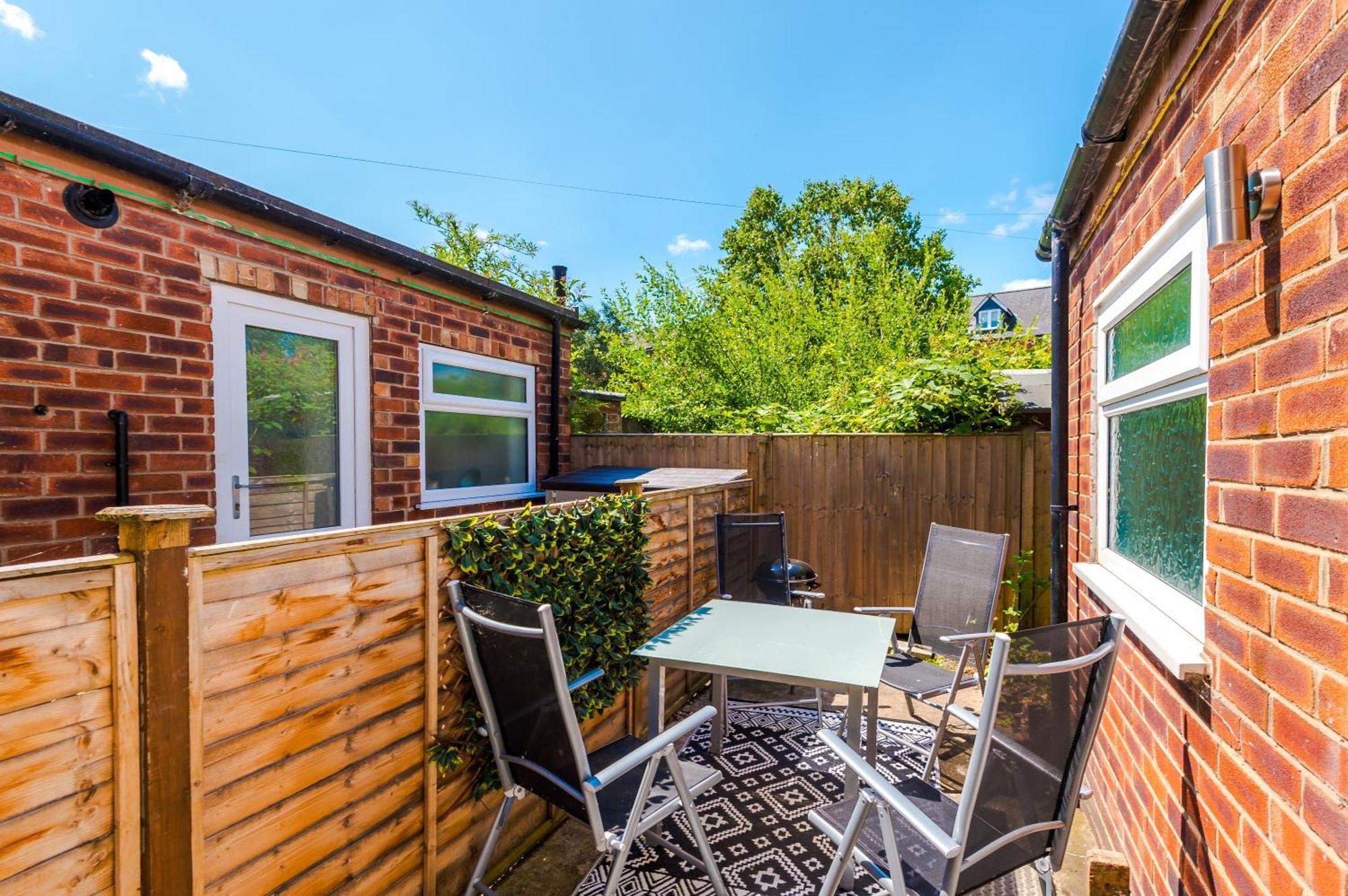 Spacious 3-Bed Home In Nantwich By 53 Degrees Property - Amazing Location, Ideal For Groups - Sleeps 6 Exteriér fotografie